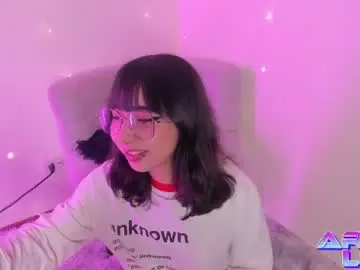 Chaturbate Free Live Porn of arya_line