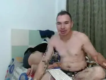 Chaturbate Live Sex Cam of celeste_leon07