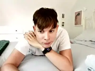 Chaturbate Adult Video Chat of michaeltwinkboy