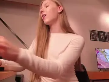 Chaturbate Sex Chat of mira_lite