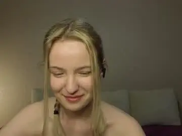 Chaturbate Watch Live Sex Cams of tashinapetitto