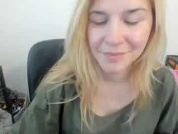 Chaturbate Best live sex cam show of artsyandcraftsy_