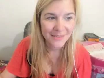 Chaturbate Free Live Porn of artsyandcraftsy_