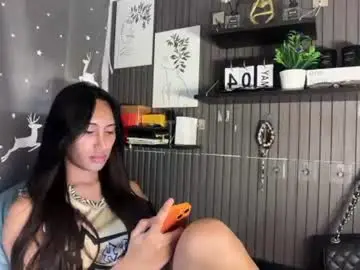 Chaturbate Free Live Porn of bitchyfarrah_moores