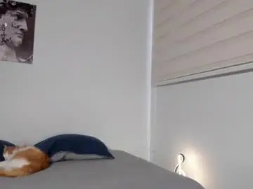 Chaturbate Live Sex Cam of syd_onnfire