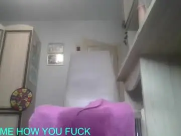 Chaturbate Free Live Porn of littlesubgirl_
