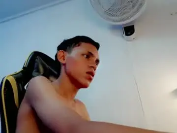 Chaturbate Sex Chat of sombra_18