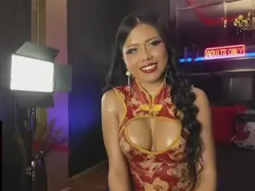 Chaturbate Live Sex Cam of asian_squirt69