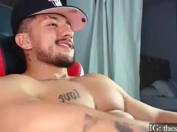 Chaturbate Free Porn Cam of nikolaylisin