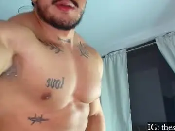 Chaturbate Live Porn of nikolaylisin