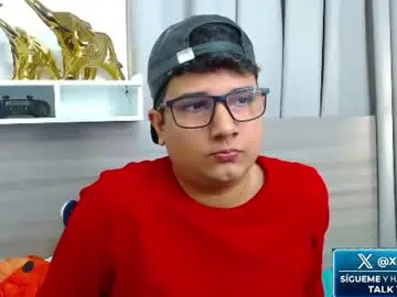 Chaturbate Nude Webcam of xlittleb0y