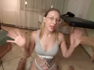 Chaturbate Free Porn Cam of foxeslovefoxes