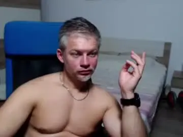 Chaturbate Live Sex Cam of robbyshawz