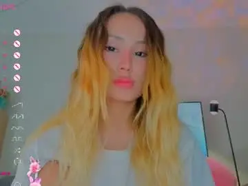 Chaturbate Watch Live Sex Cams of strawberrypie99