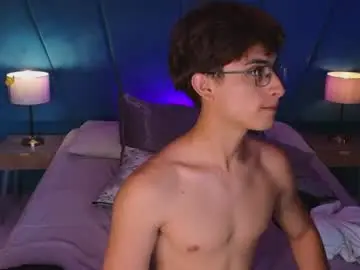 Chaturbate Live Porn of aaron_eze