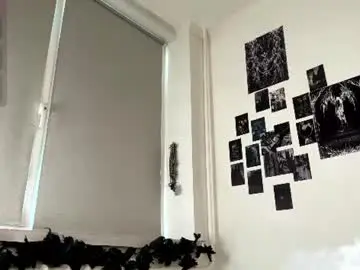 Chaturbate Live Sex Cam of elenacastellani