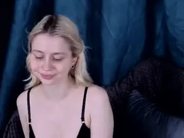 Chaturbate Sex Cam of hi_popsy