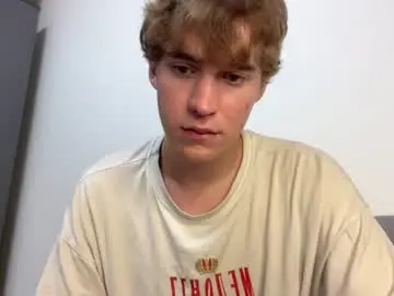 Chaturbate Live Porn of kevin_martin8