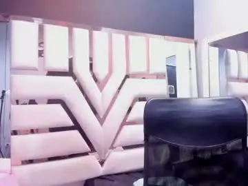Chaturbate Free Porn Cam of luciia_smiith