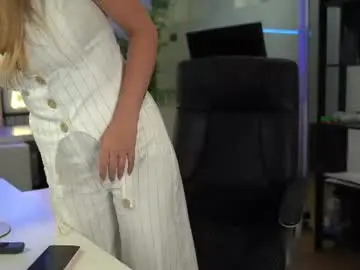 Chaturbate Best live sex cam show of babesgowild