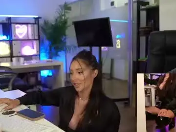 Chaturbate Nude Webcam of babesgowild