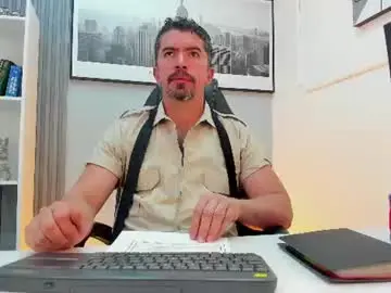 Chaturbate Live Sex Cam of juank_fit45
