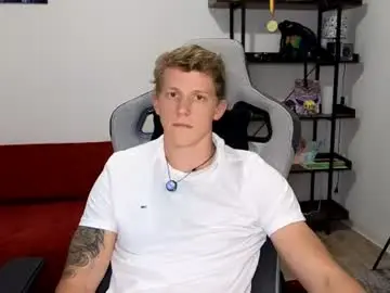 Chaturbate Live Sex Cam of mark_shturman