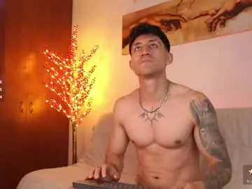 Chaturbate Free Porn Cam of latin_green_eyes_