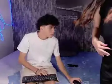 Chaturbate Live Porn of lovely_horny713