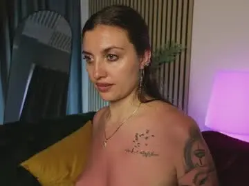Chaturbate Adult Video Chat of ema_reese