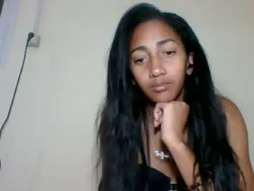 Chaturbate Live Sex Cam of belle_annah