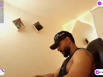 Chaturbate Live Sex Cam of drake_jackson11
