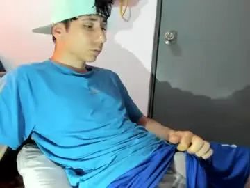 Chaturbate Live Sex Cam of austin1119a