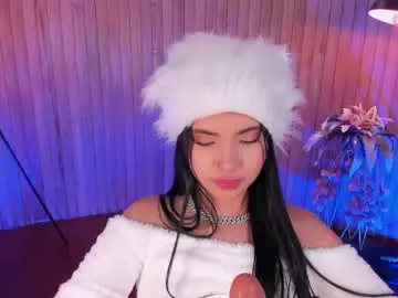 Chaturbate Free Live Porn of mialaurence_