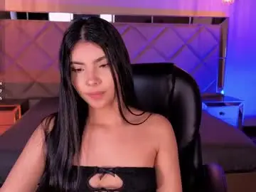Chaturbate Live Sex Cam of mialaurence_