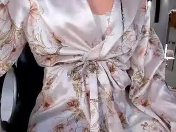 Chaturbate Sex Chat of mialaurence_