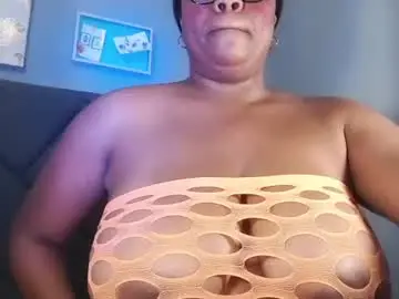 Chaturbate Sex Cam of queenrachelbrown