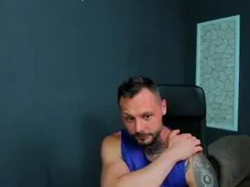 Chaturbate Adult Video Chat of brianhunts