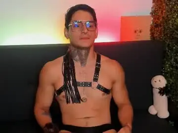 Chaturbate Sex Chat of simon_cortes