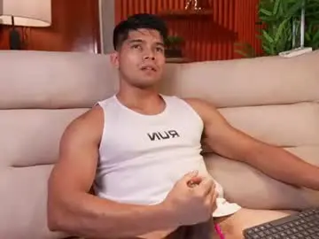 Chaturbate Live Sex Cam of capizzi_