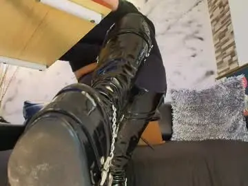 Chaturbate Watch Live Sex Cams of sophie_littles