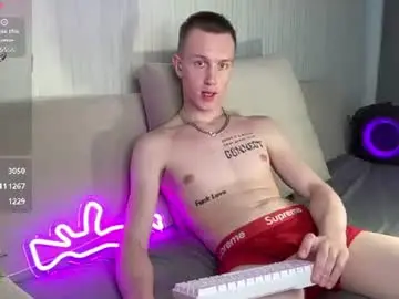 Chaturbate Live Porn of travis_gracile