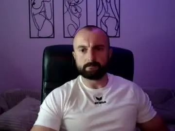 Chaturbate Live Sex Cam of brindlefly69