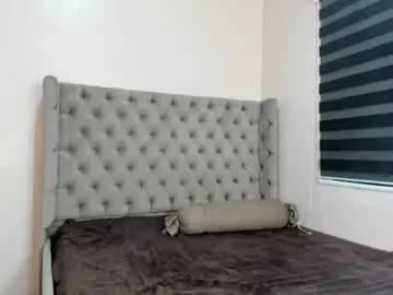 Chaturbate Live Sex of cumdesire_iyahx