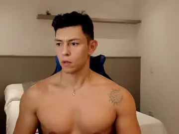 Chaturbate Live Sex Cam of adrian_del_mar