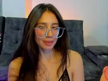 Chaturbate Live Sex Cam of emma_sandovaal