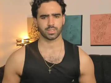 Chaturbate Live Sex Cam of bradleymartin7