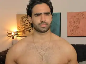 Chaturbate Best live sex cam show of bradleymartin7