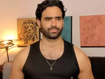 Chaturbate Best live sex cam show of bradleymartin7