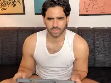 Chaturbate Free Live Porn of bradleymartin7